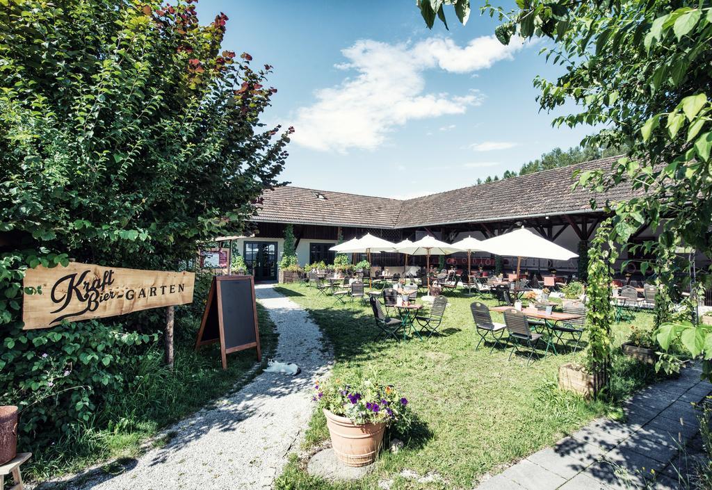 Biohotel Schlossgut Oberambach Екстер'єр фото