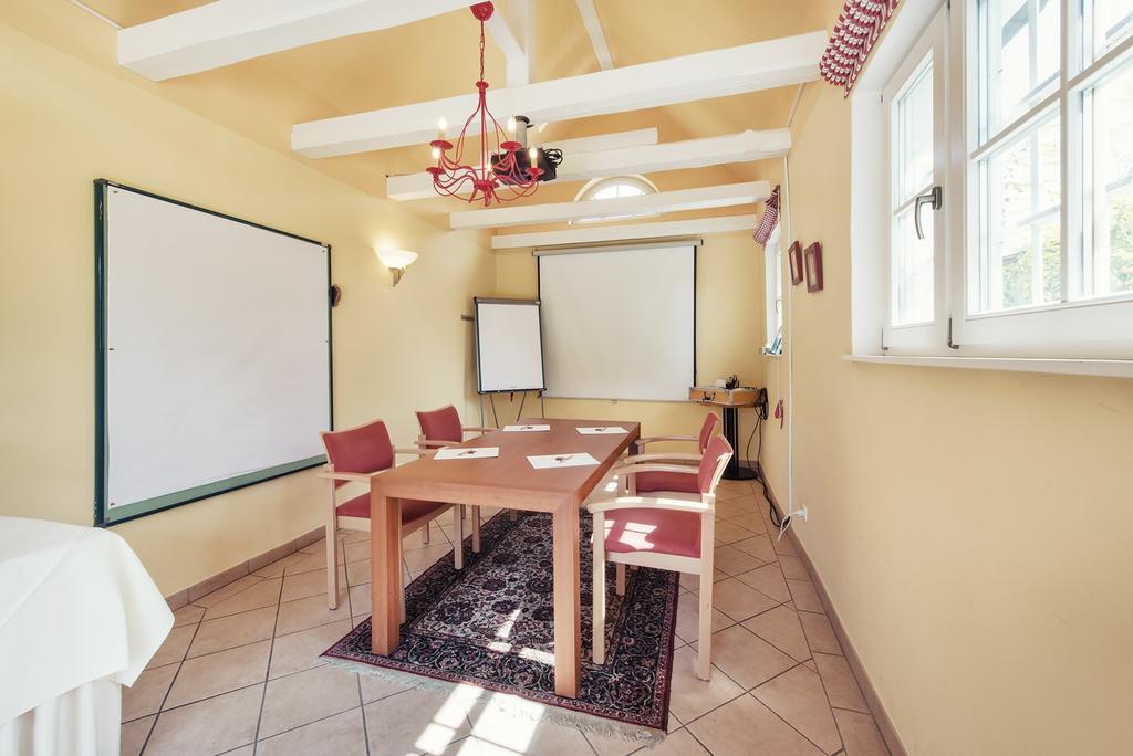 Biohotel Schlossgut Oberambach Екстер'єр фото
