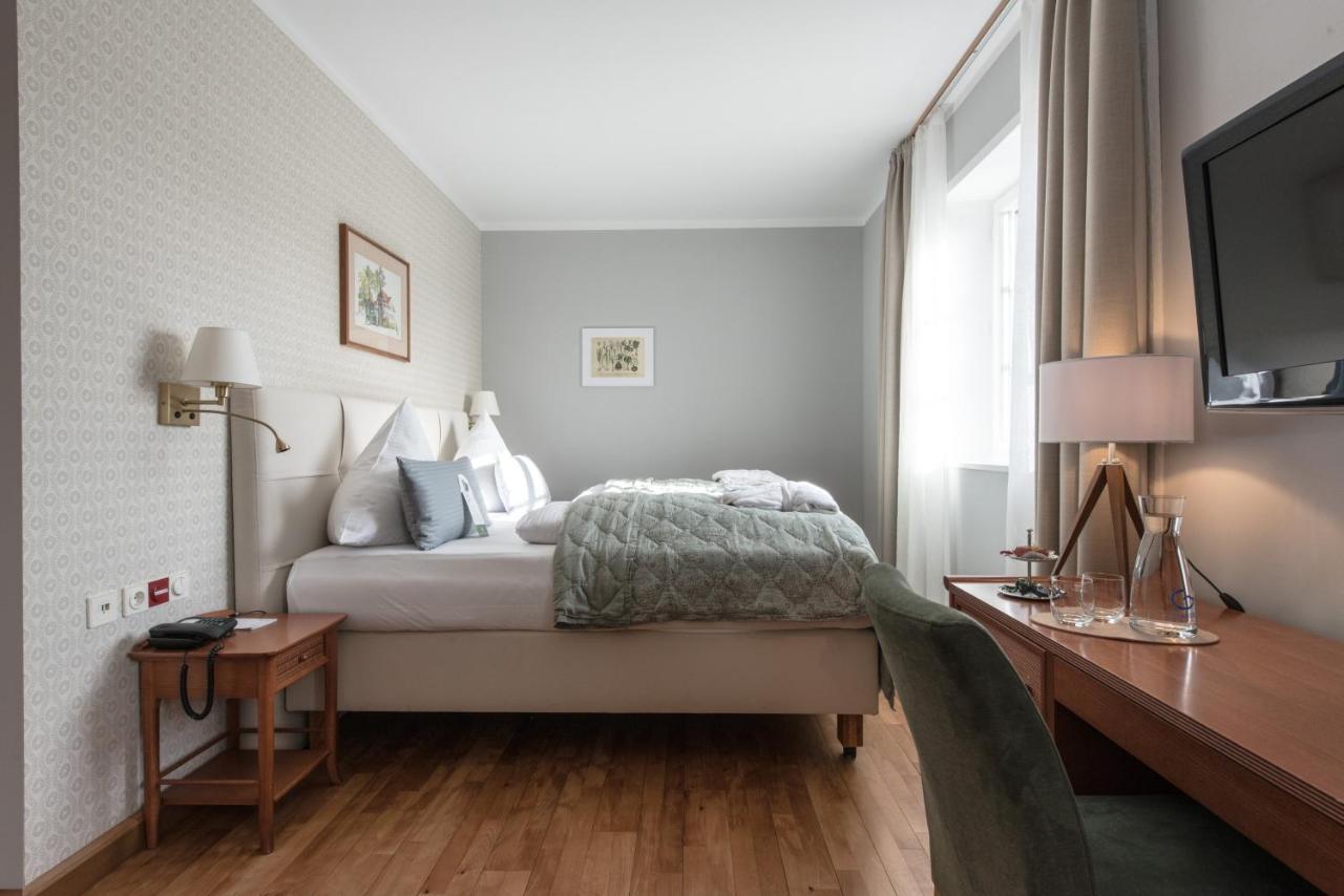Biohotel Schlossgut Oberambach Екстер'єр фото